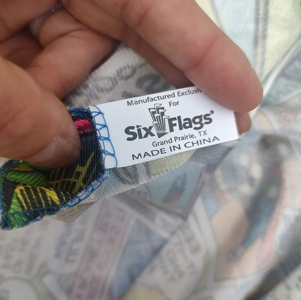 💥3/$20 TWO Six Flags Capes - Superman and Batman!